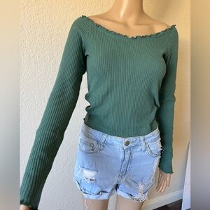 Abercrombie & Fitch off the shoulder crop top